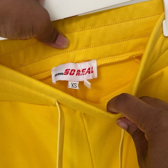 GSUWOO Bright Yellow Stacked Sweatpants - Picture 4 of 4